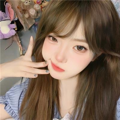 万军跪迎长公主回朝登基